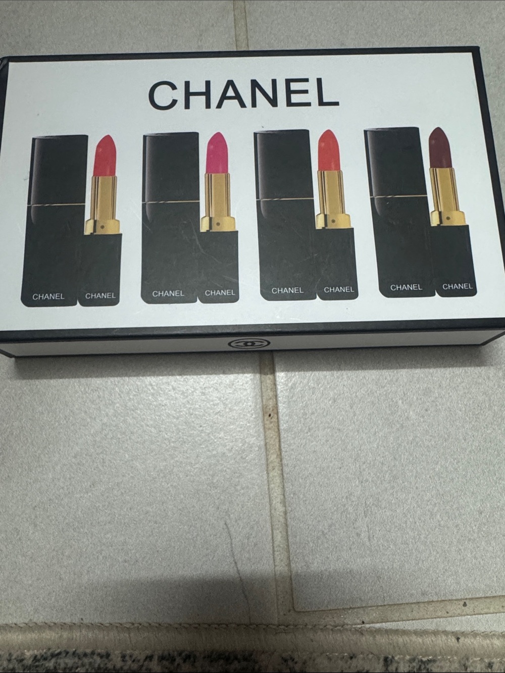 Lipstick Set — Pink, Bright Pink, Coral, Deep Berry, Red